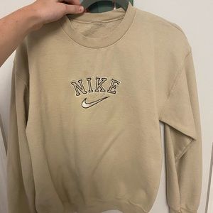 Sweatshirt with Nike Embroidered